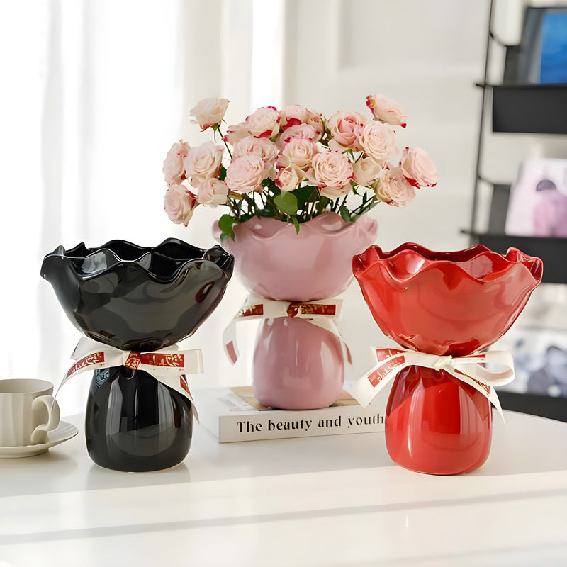 Handcrafted Minimalist Ceramic Vase - Artistic Home Decor Centerpiece(red)